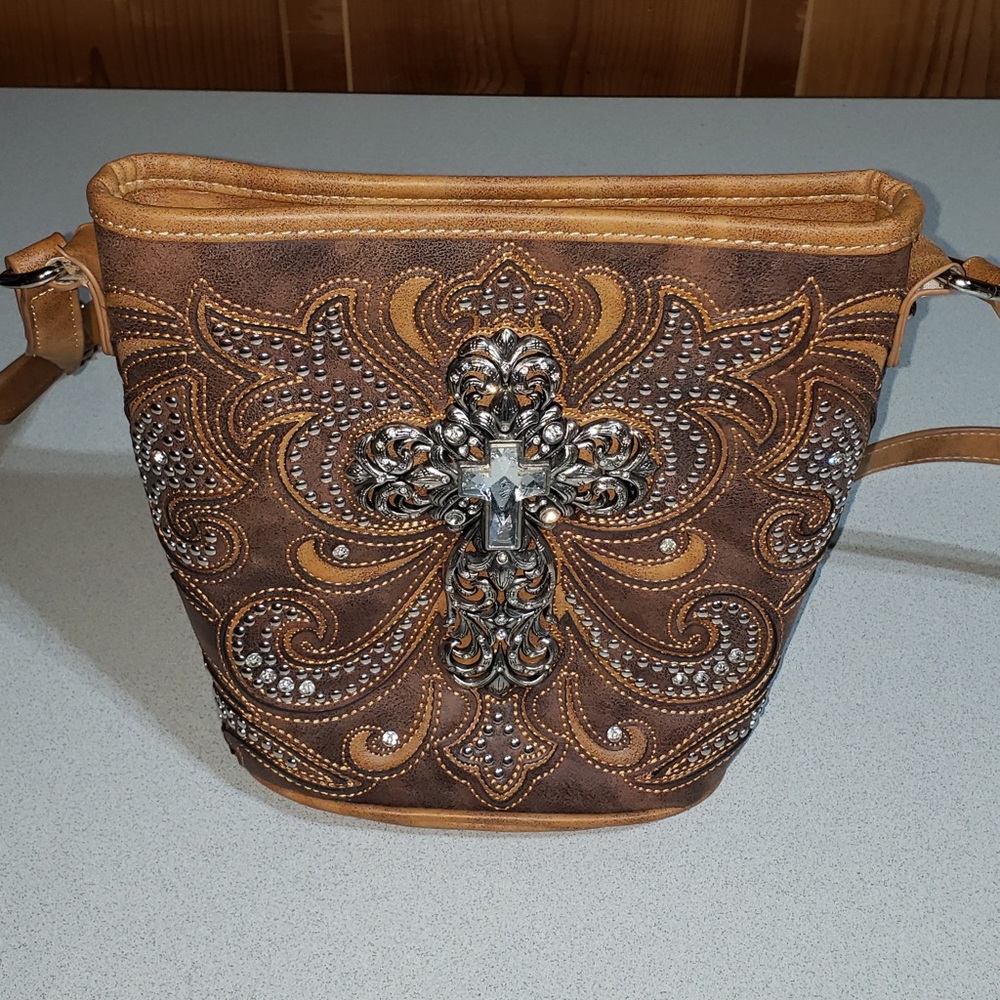 Montana West Bedazzled Cross Crossbody
